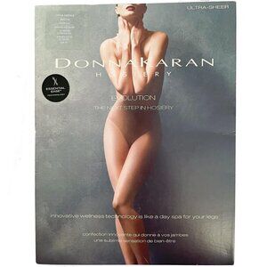 NWT Donna Karen Hosiery Ultra Sheer Nude Essential Ease Tights Size Medium